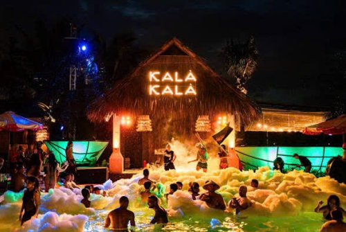 Kalakala beach Danang