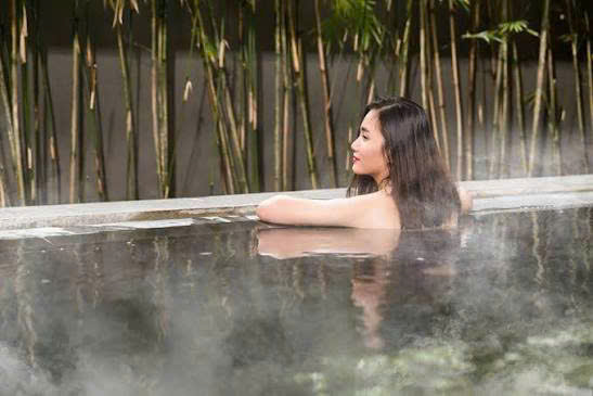 Hồ bơi trị liệu & khoáng nóng